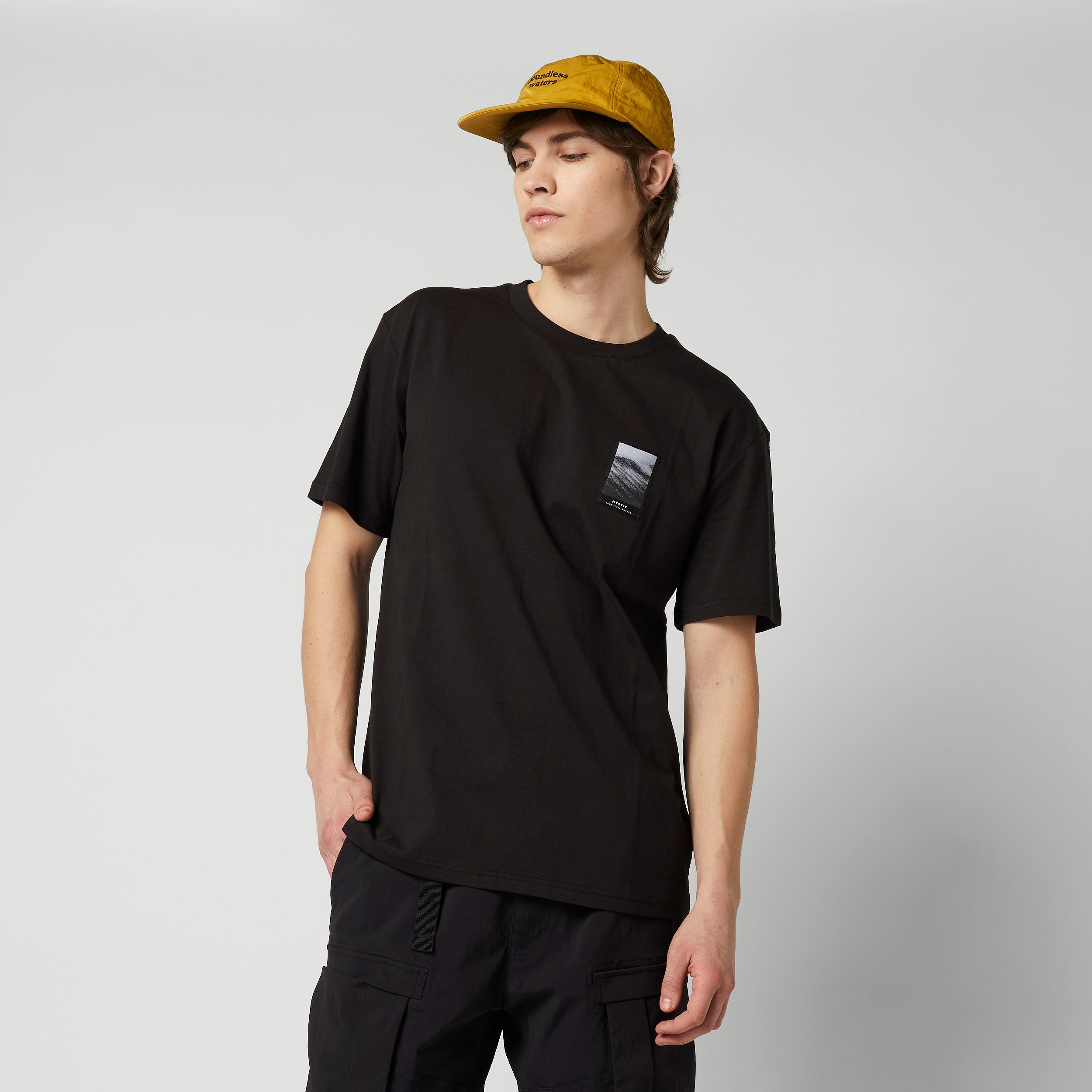 Realm Tee - Black