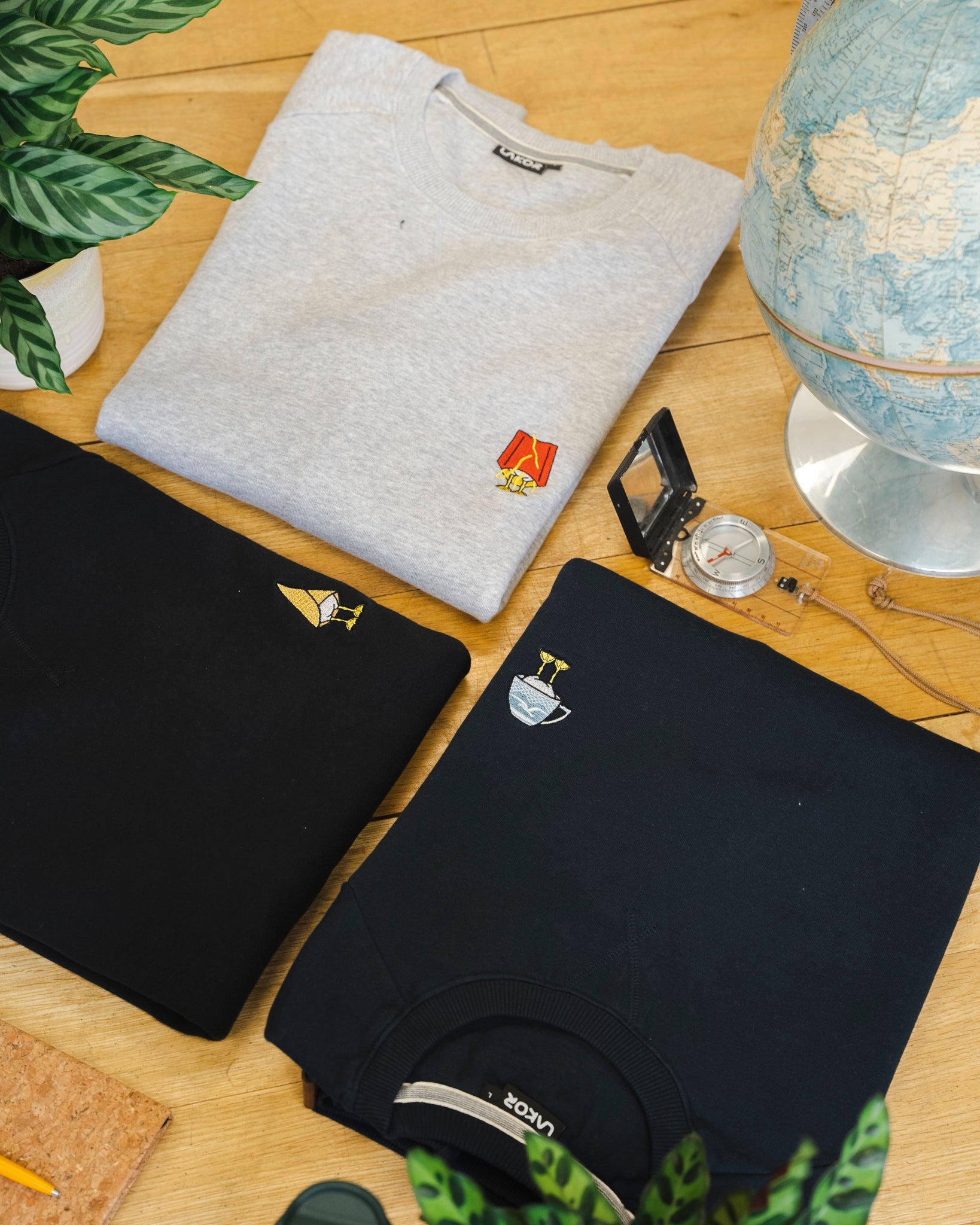 Small Ice Cream Sweat