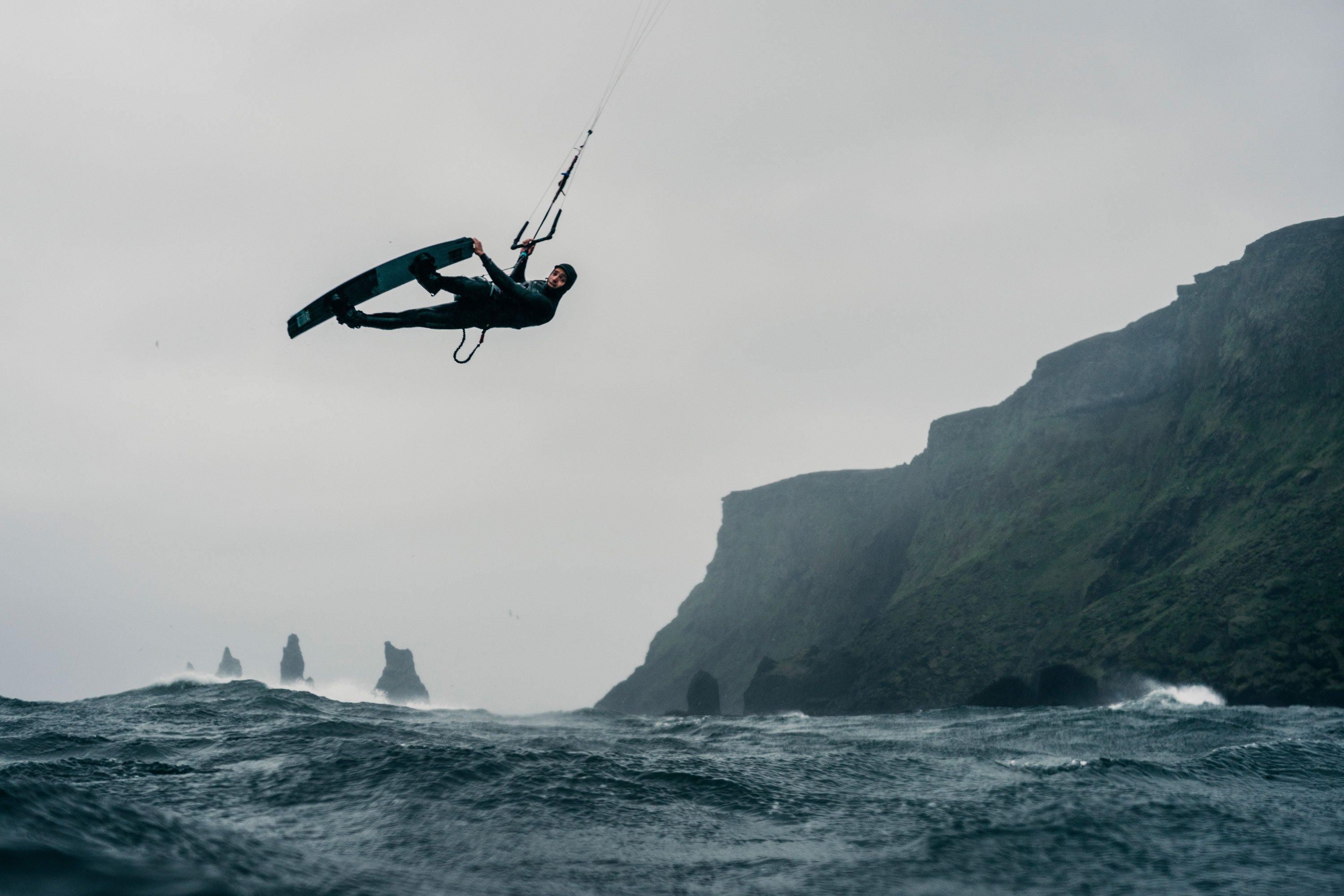 Voltt Hooded Wetsuit 6/4/3mm Fzip