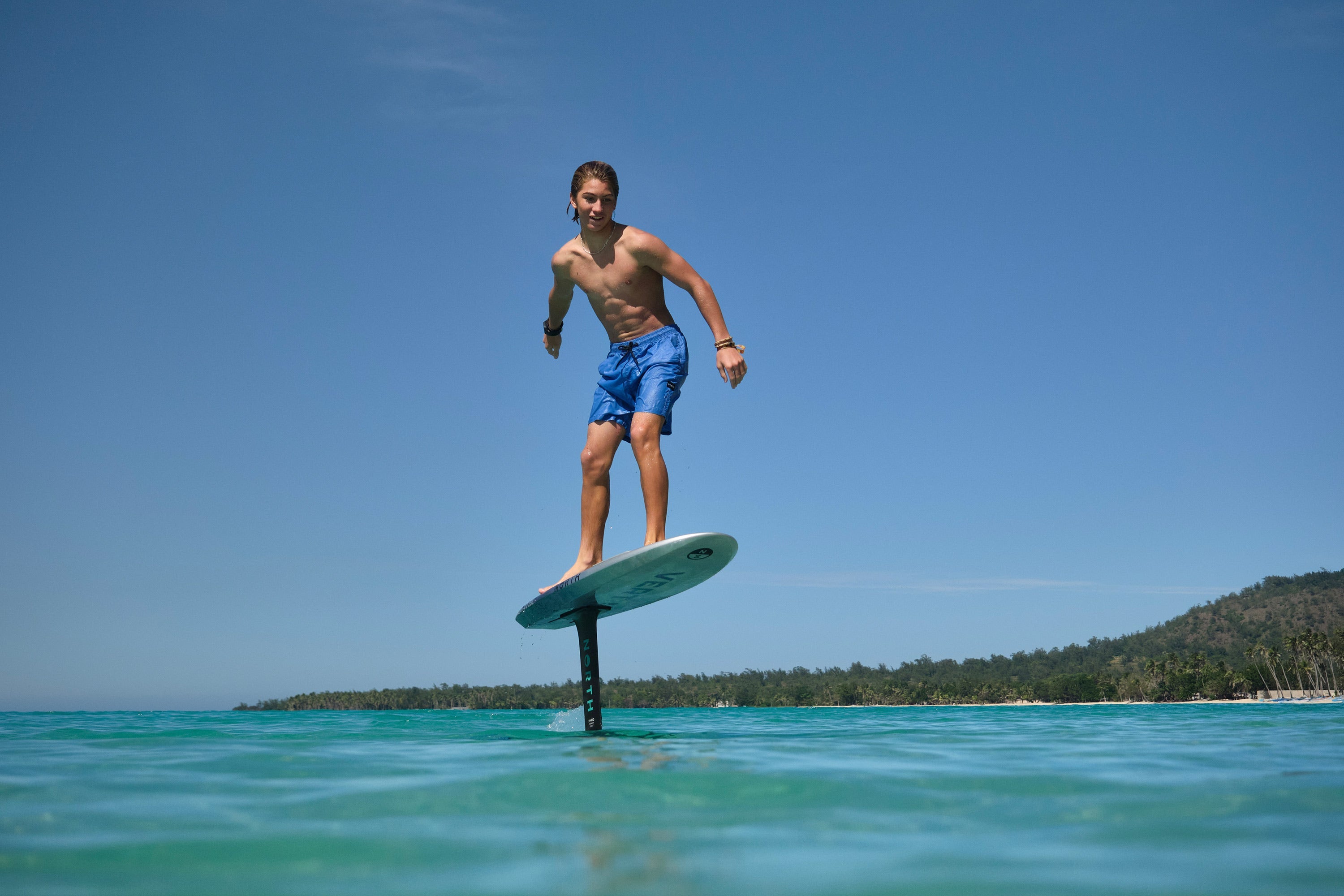 Sonar P1800 Front wing