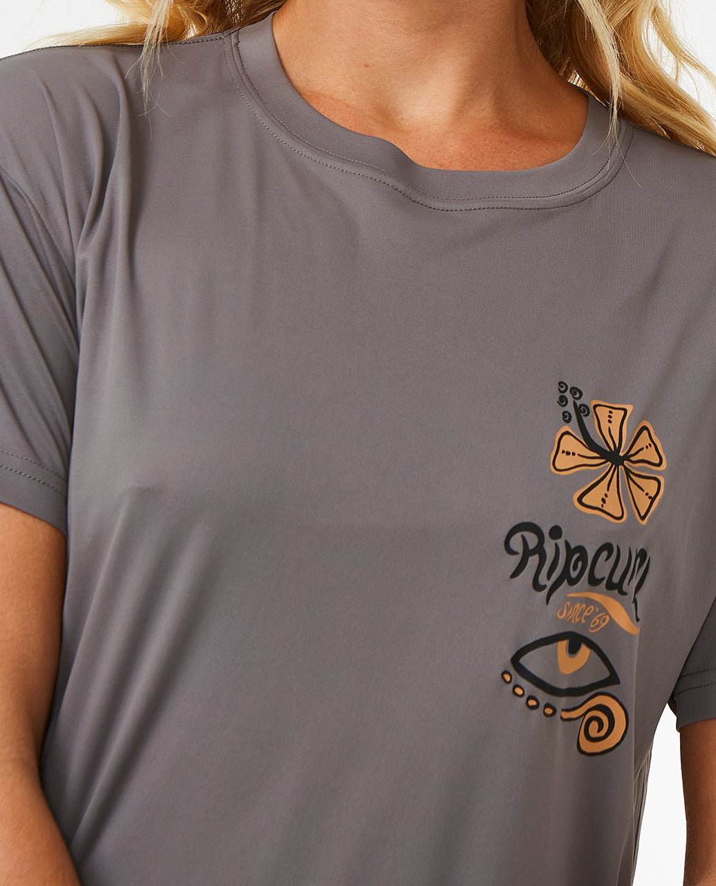 Holiday relaxed s/s upf tee