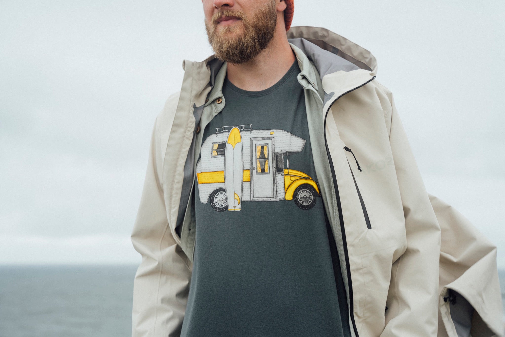 Car Camper T-shirt (Urban Chic)