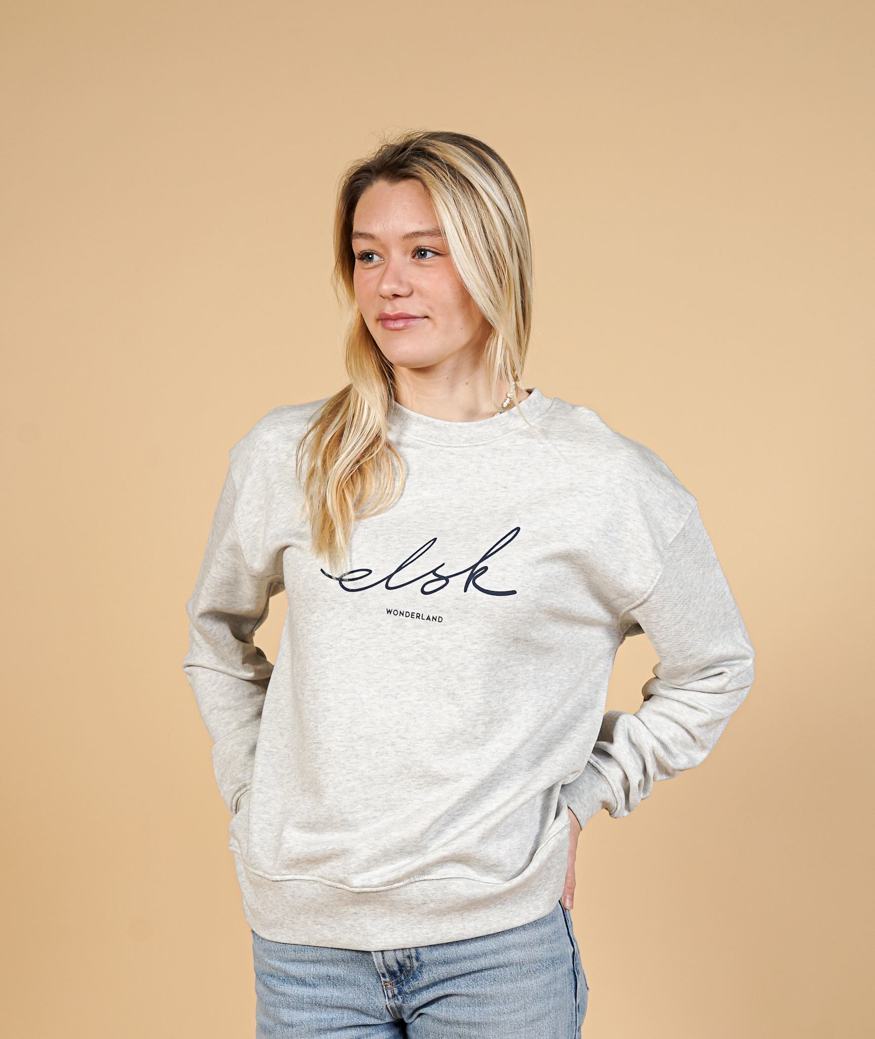 Signed Women'S Skyum Crewneck