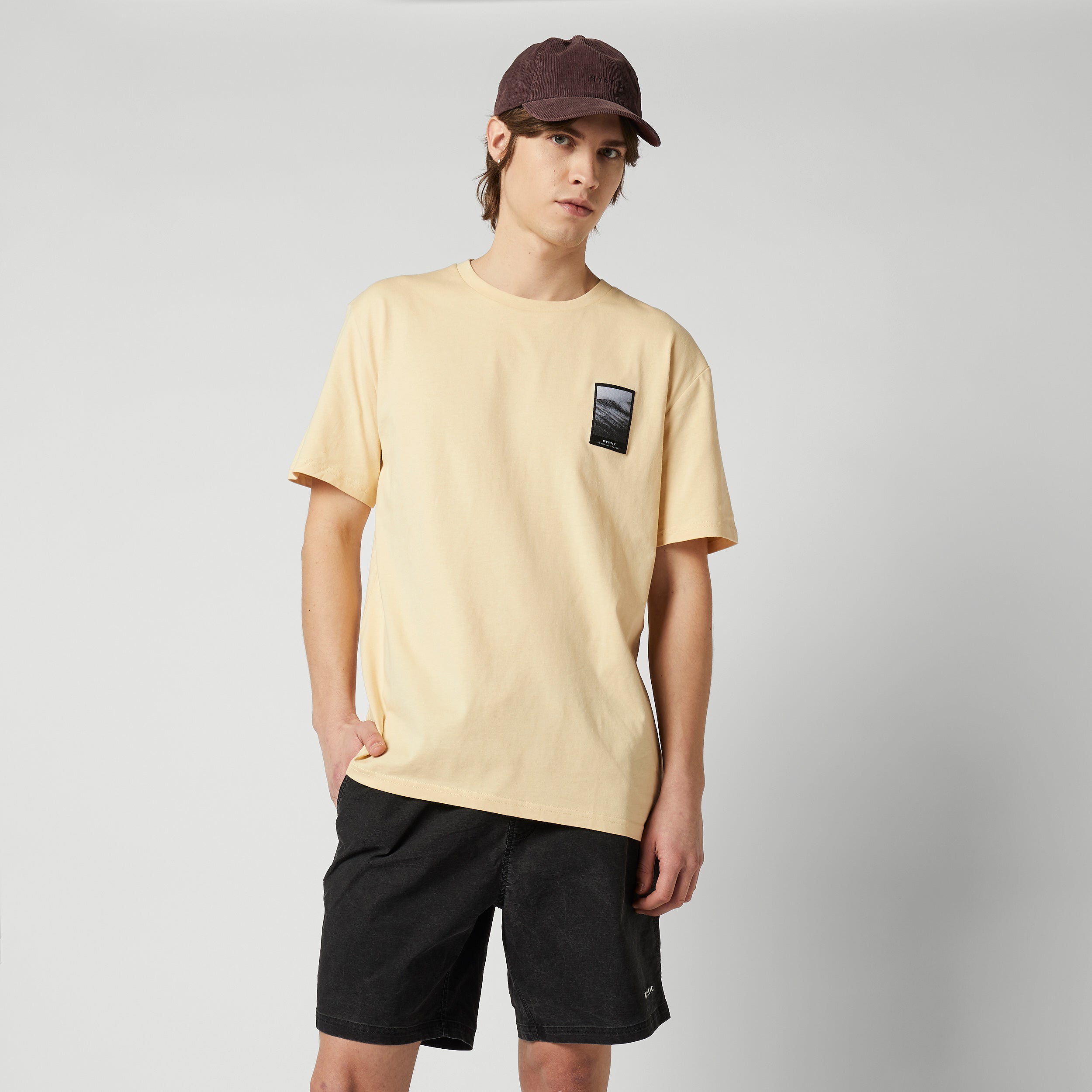 Realm Tee - Warm Sand