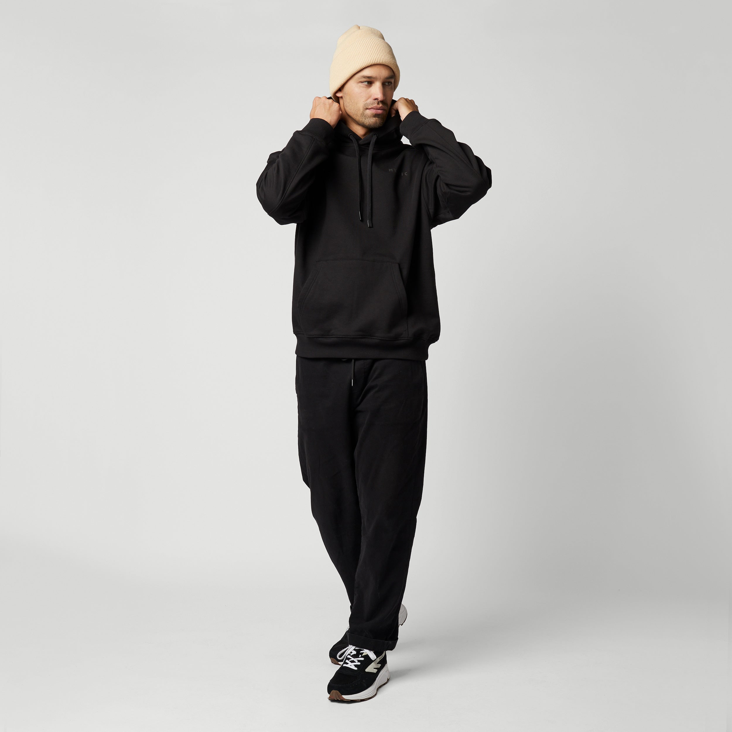 Grit Hood Sweat - Black