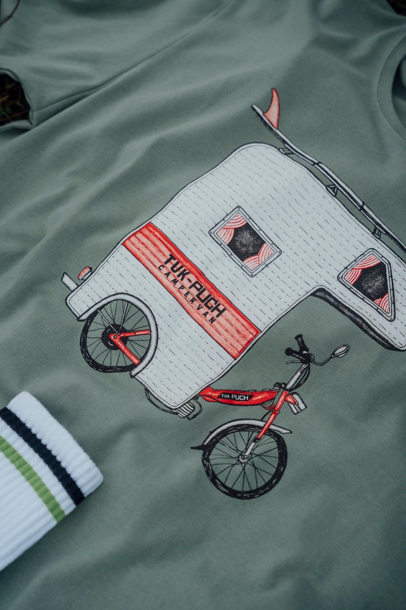 Tuk-Puch T-shirt (Green bay)
