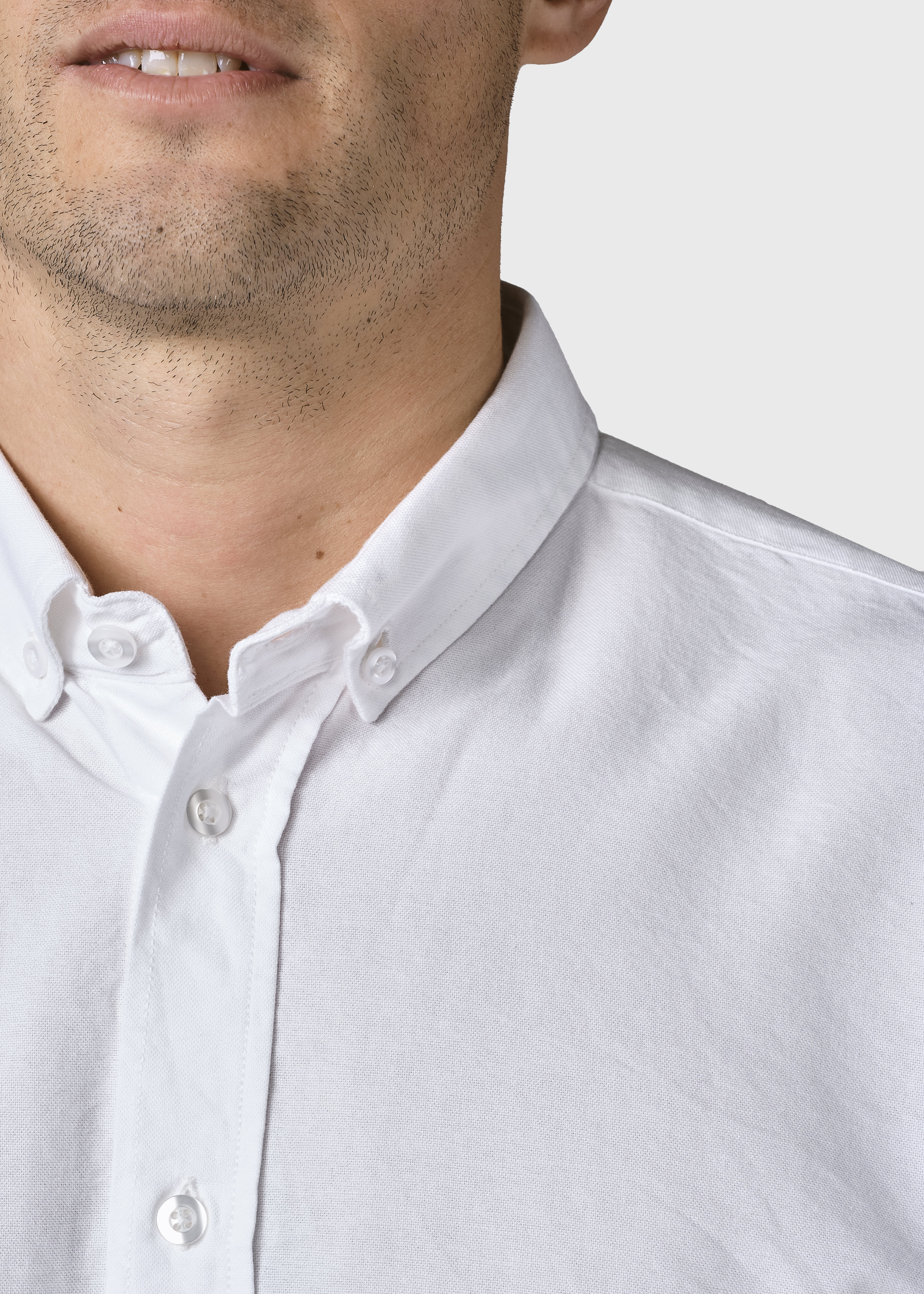 Basic Shirt - White