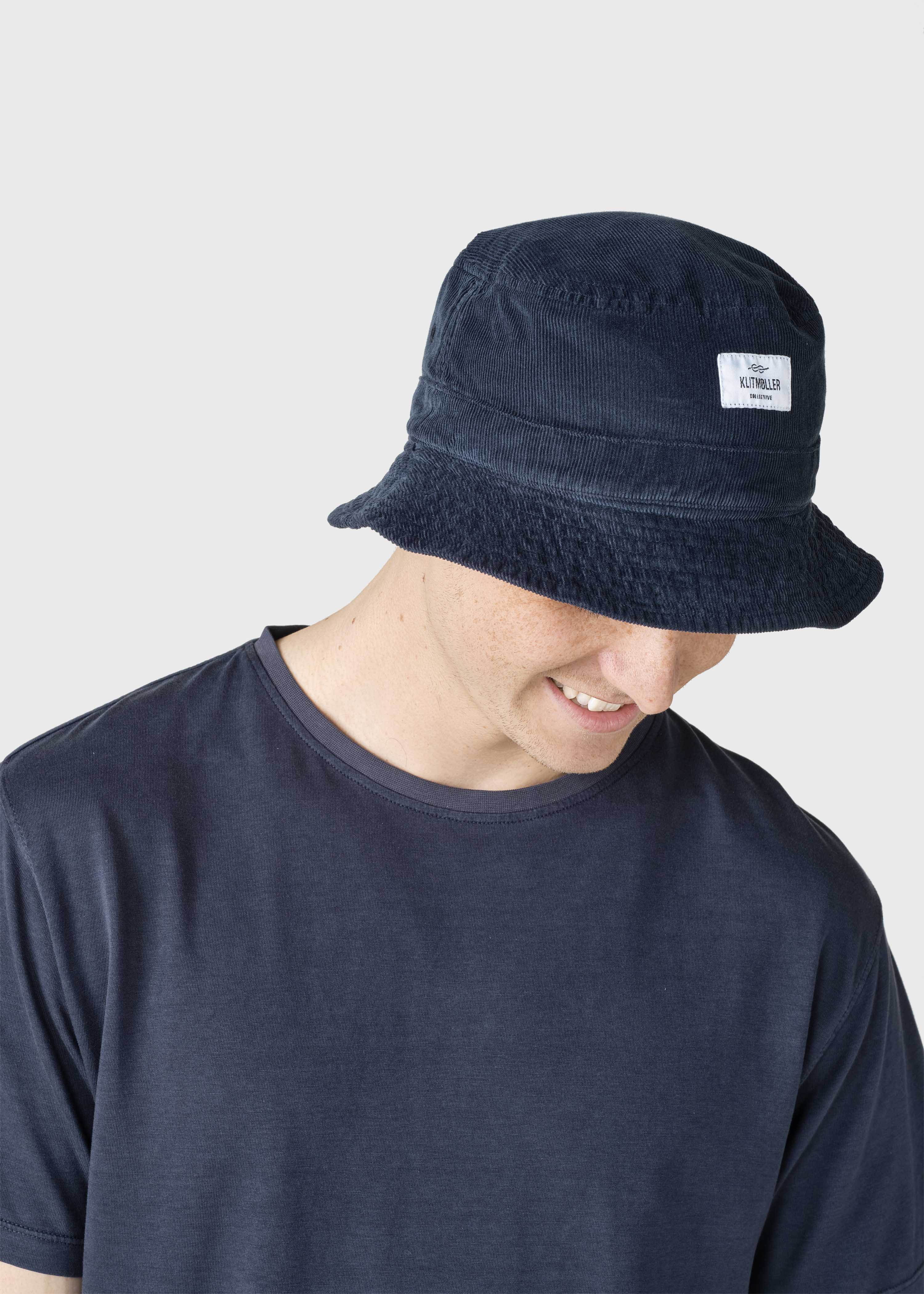 Bucket One Cord - Navy