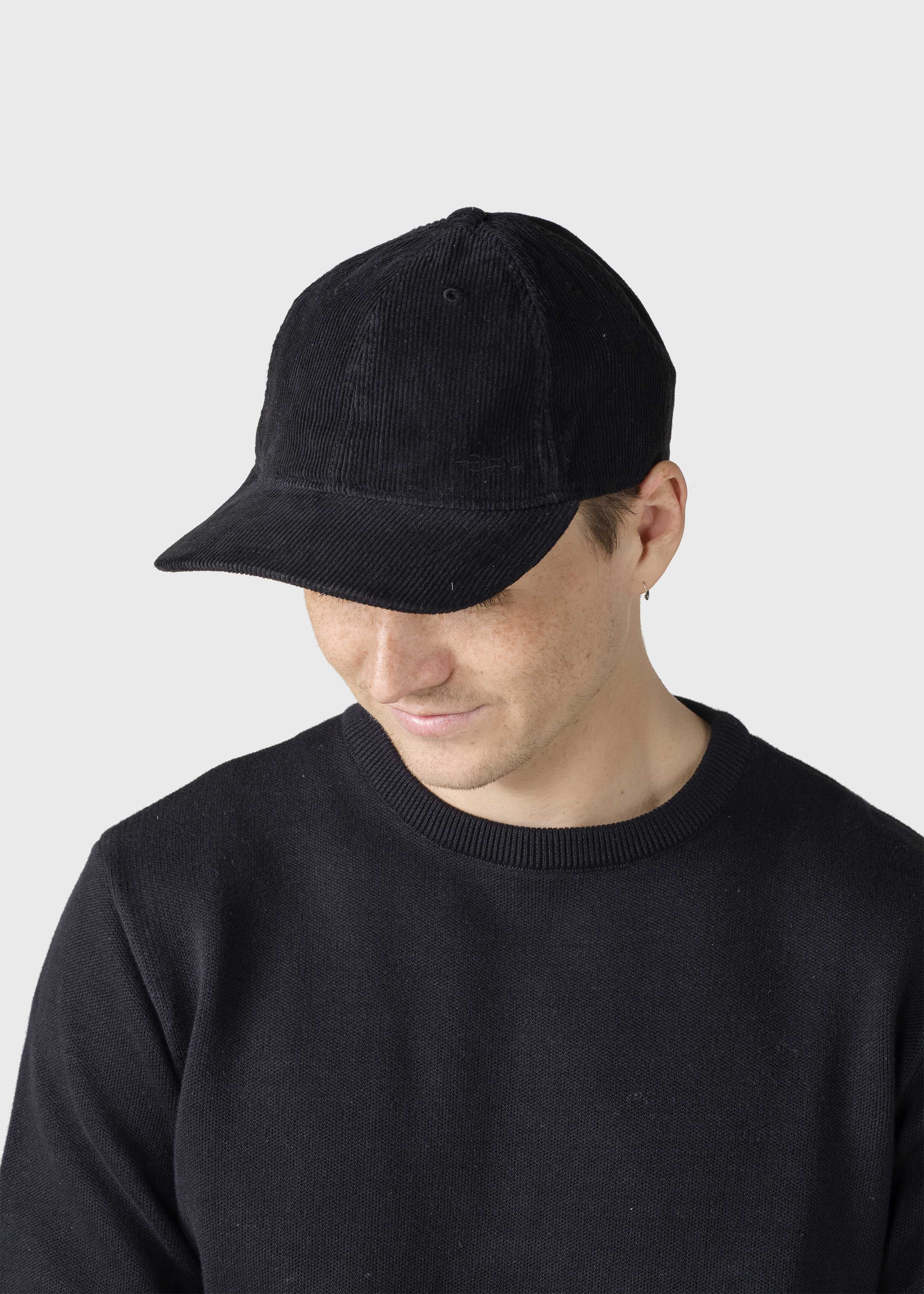 Cap One Corduroy - Black