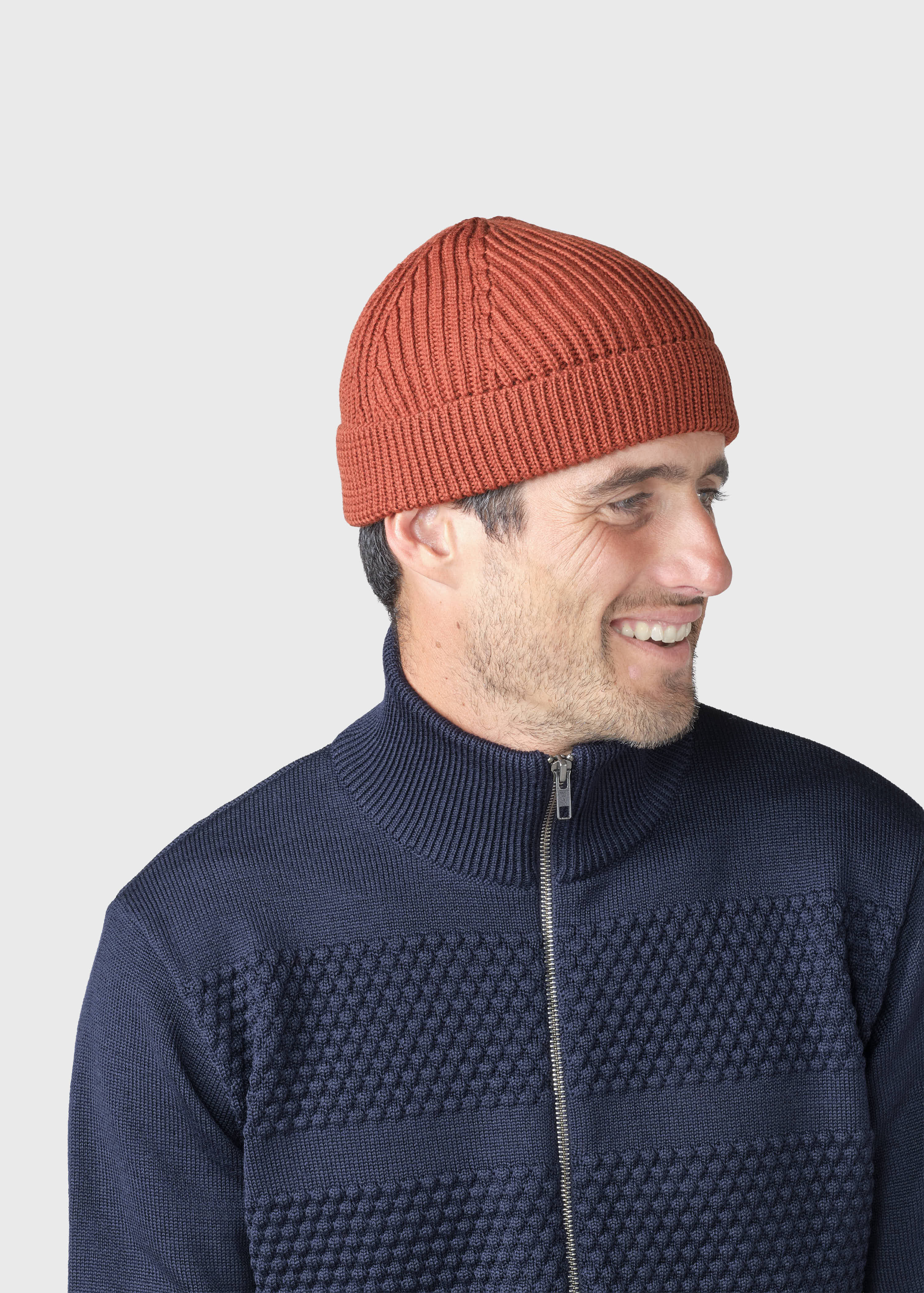 Fine Short Beanie - Rust