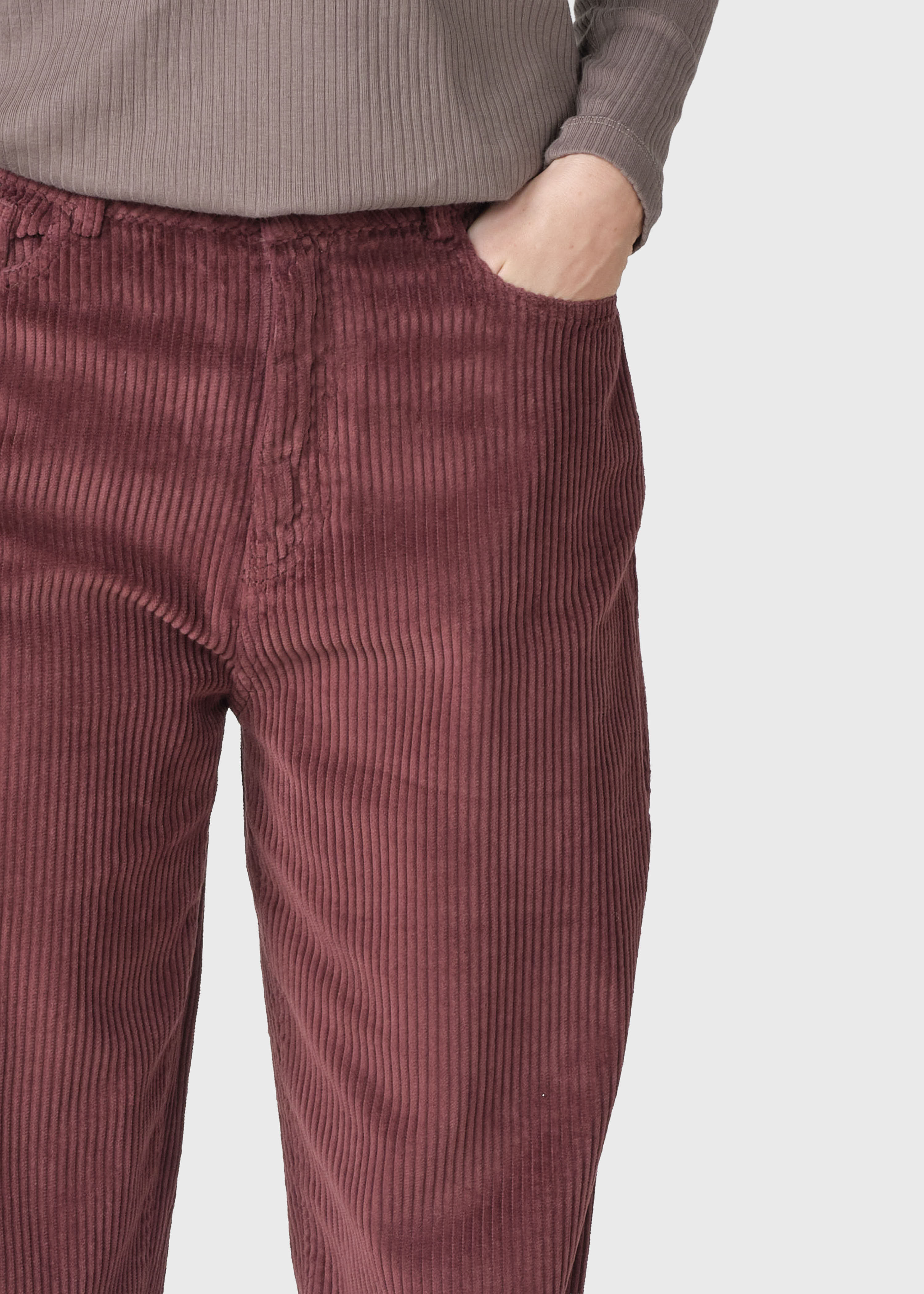 Gwen Jumbo Corduroy Pants - Burgundy