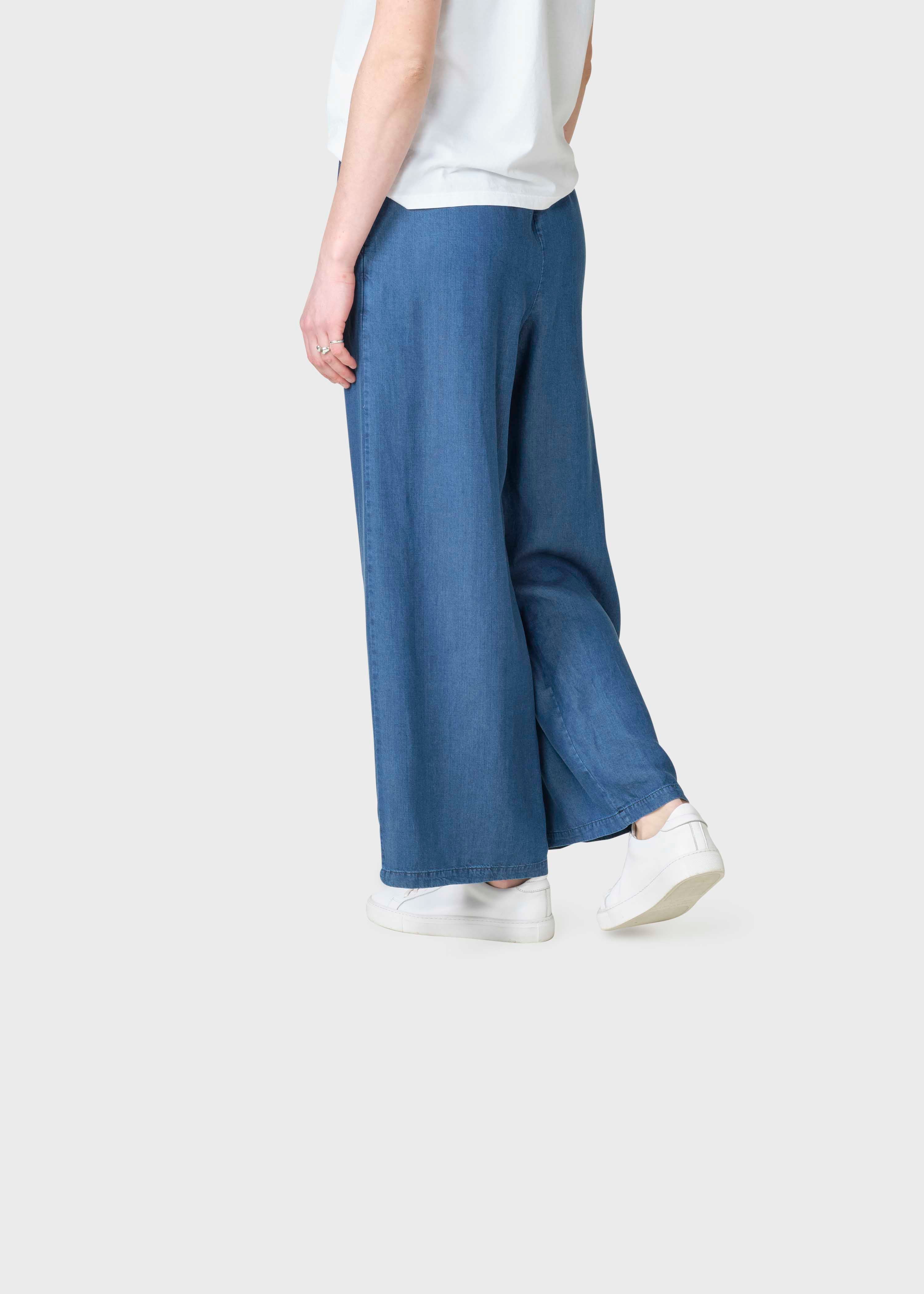 Kaja Lyocell Pants - Dark Blue Chambrey