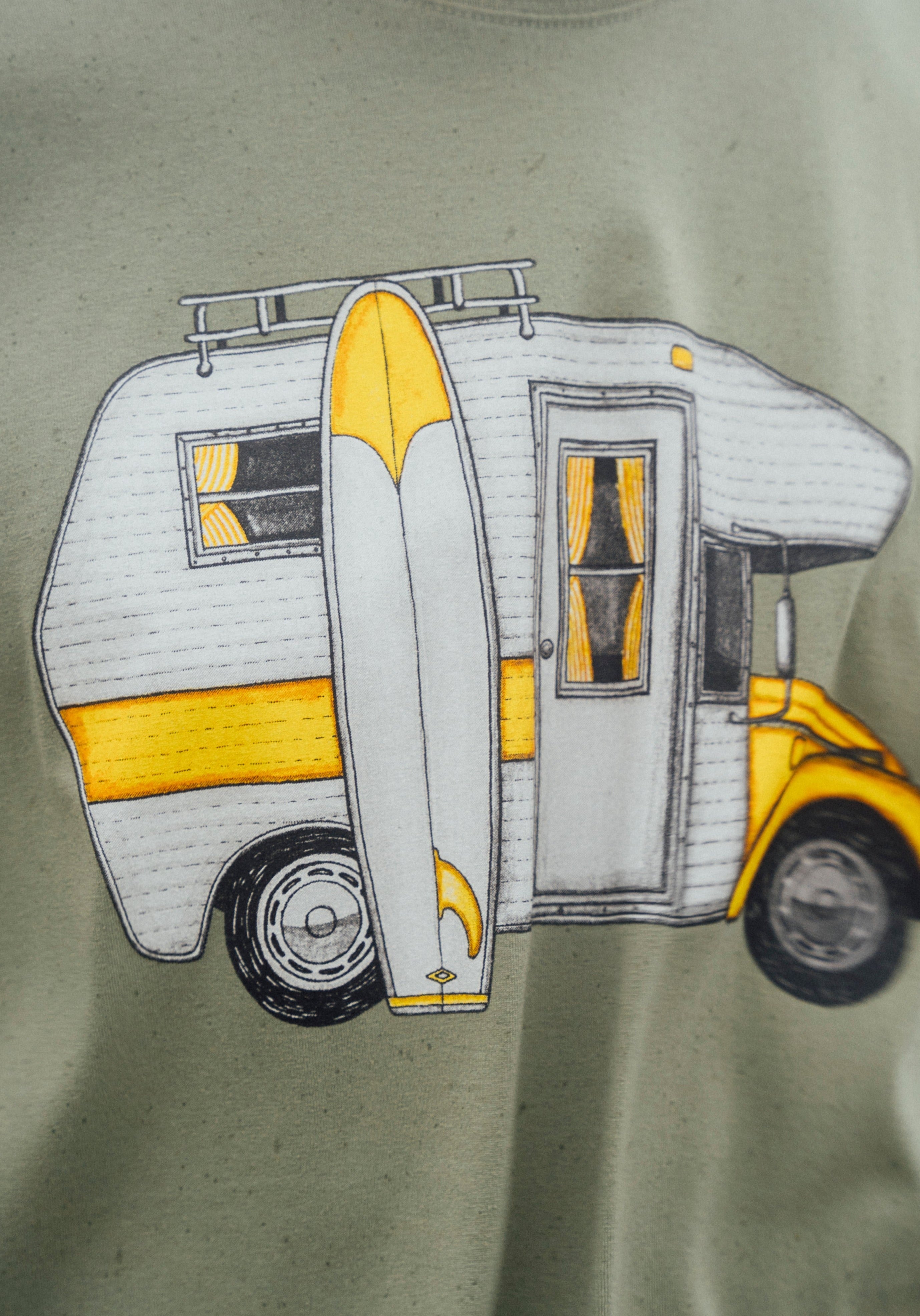 Car Camper T-shirt (Oil Green)