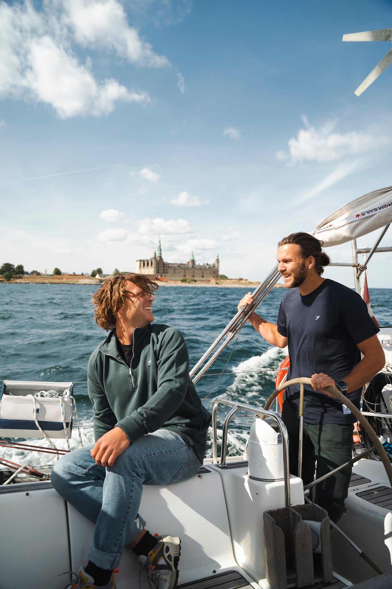 Lakor - Havana Turtle Neck (Dark Green)