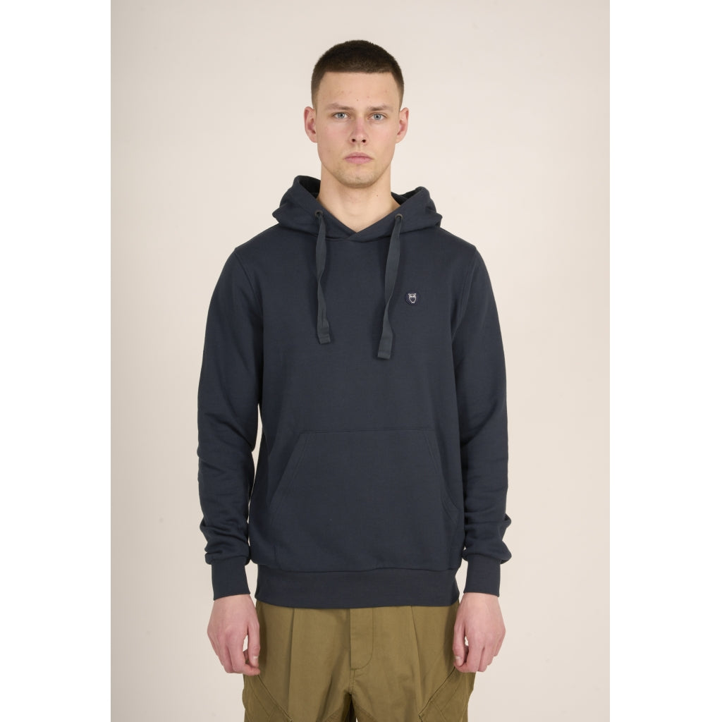 KnowledgeCotton Apparel Hood basic badge sweat, Total Eclipse