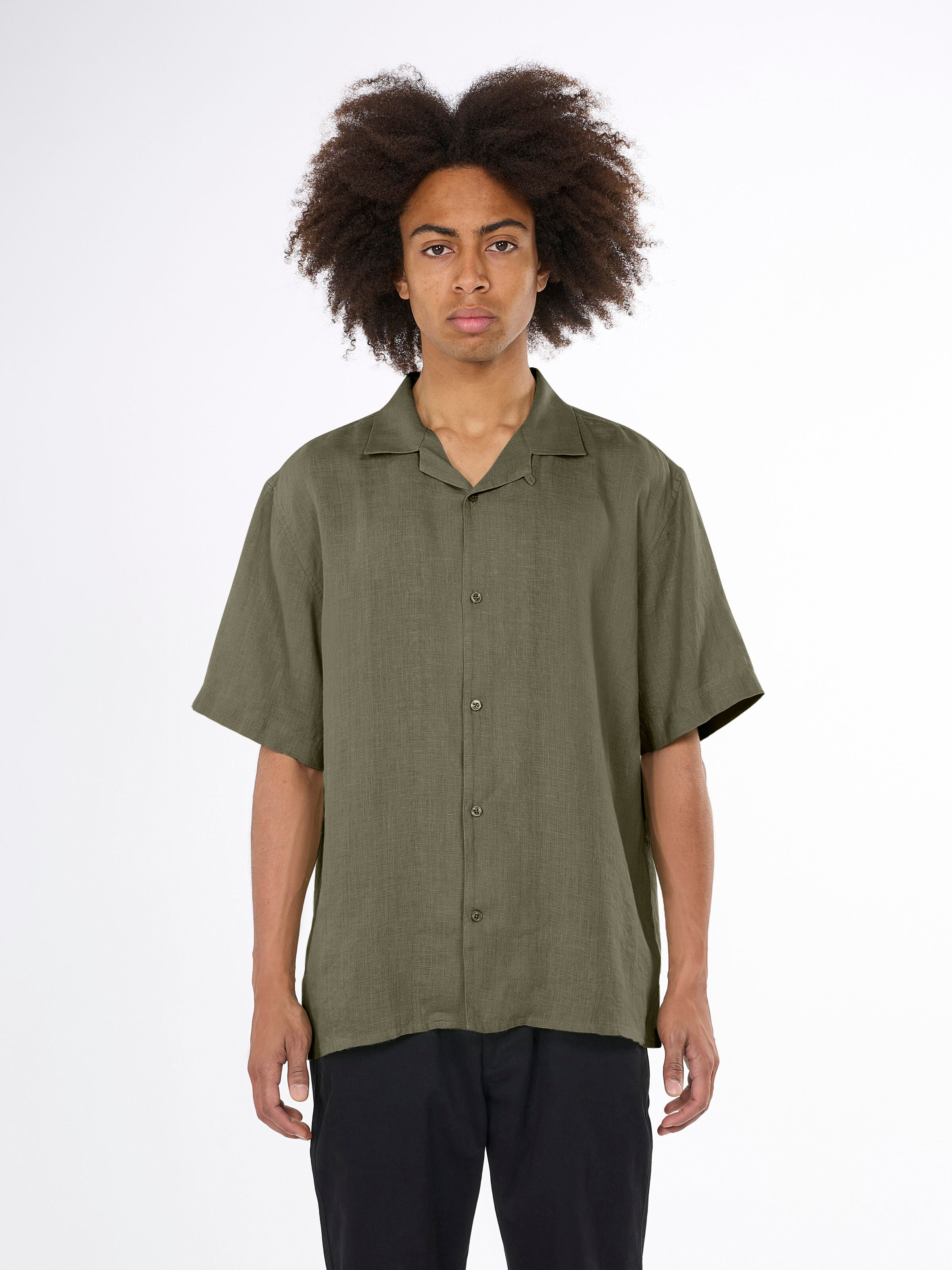 KnowledgeCotton Apparel - Box fit short sleeved linen shirt GOTS/Vegan - Burned Olive