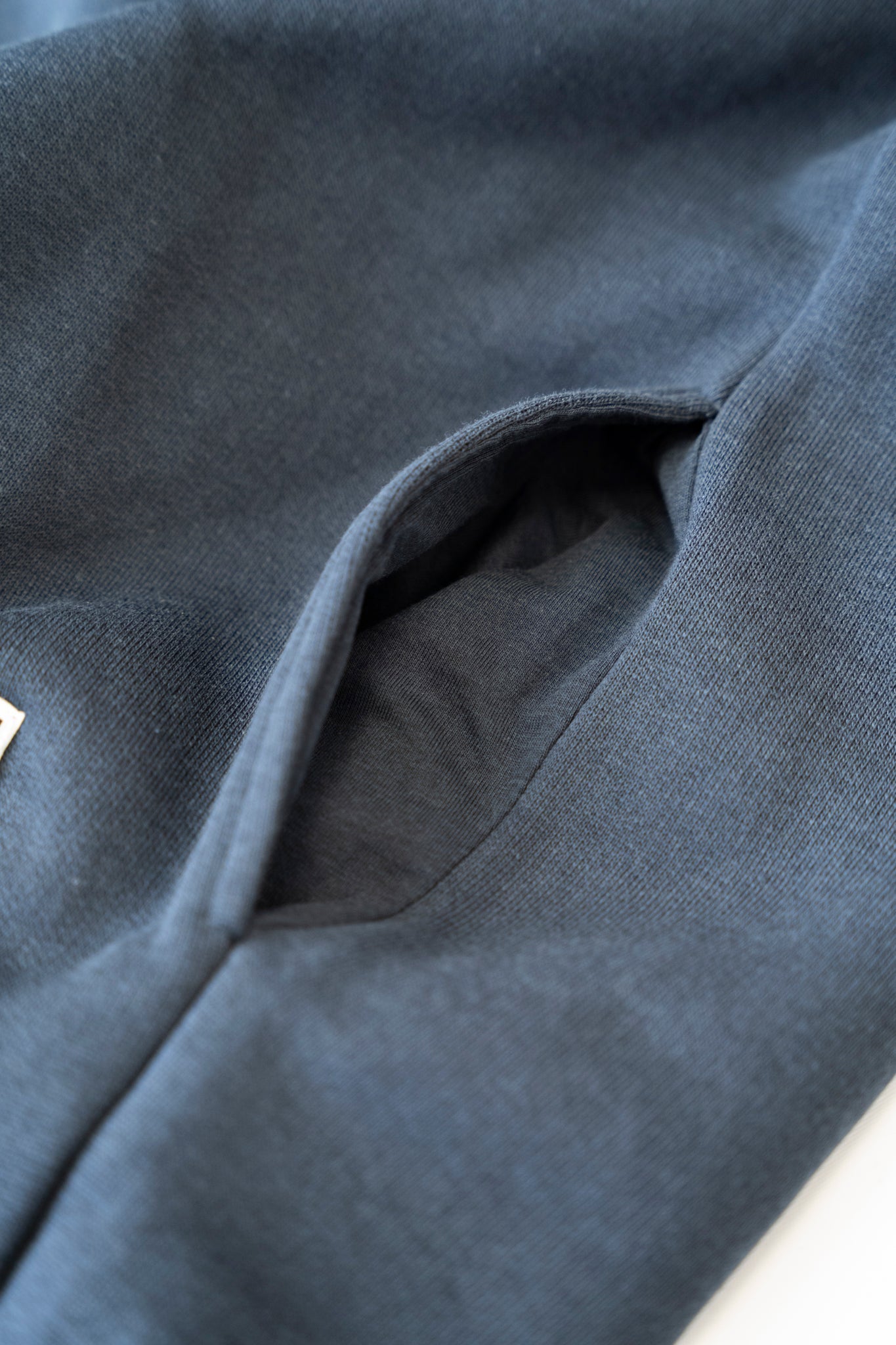 Lakor - Havana Turtle Neck (Navy)