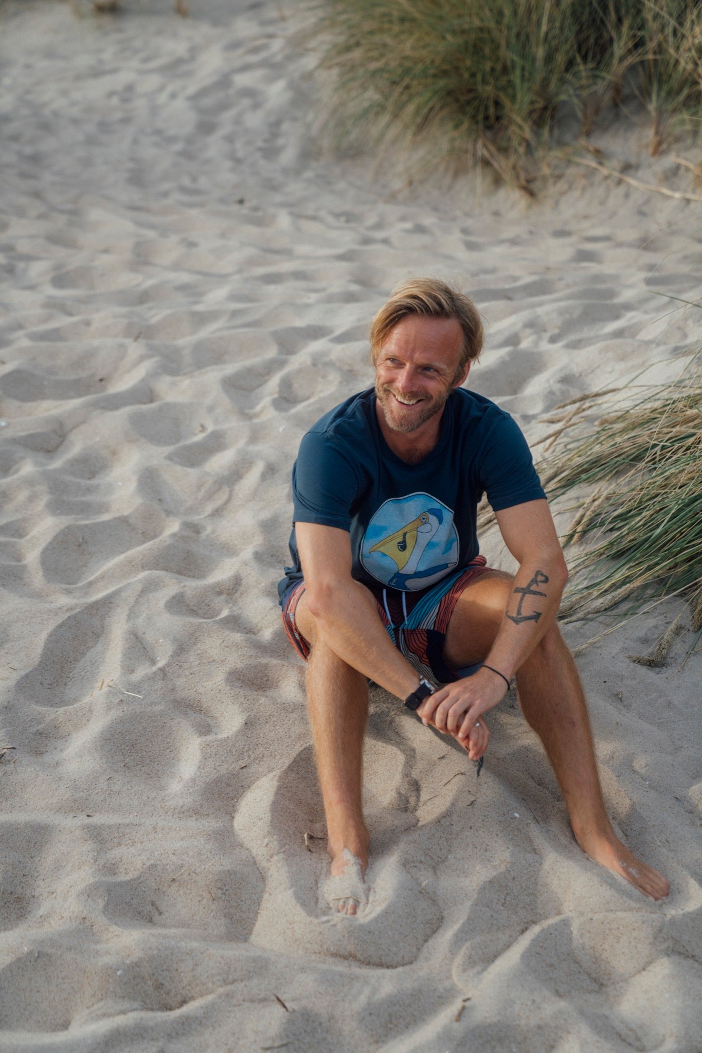 Lakor - Pipe Pelican (Navy)