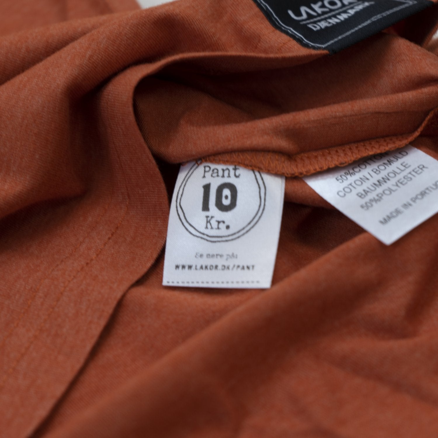 Lakor - Yawn T-shirt