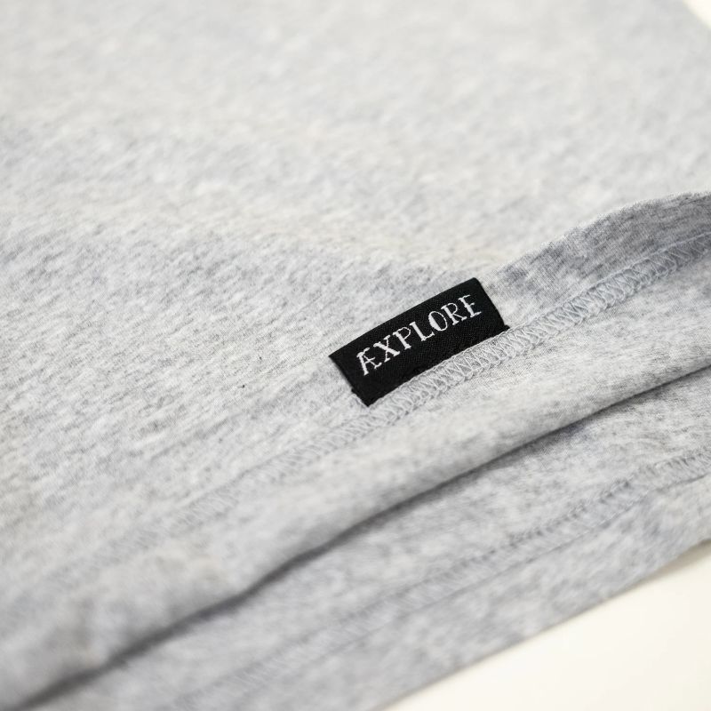 Lakor - Sandpiper skate T-shirt