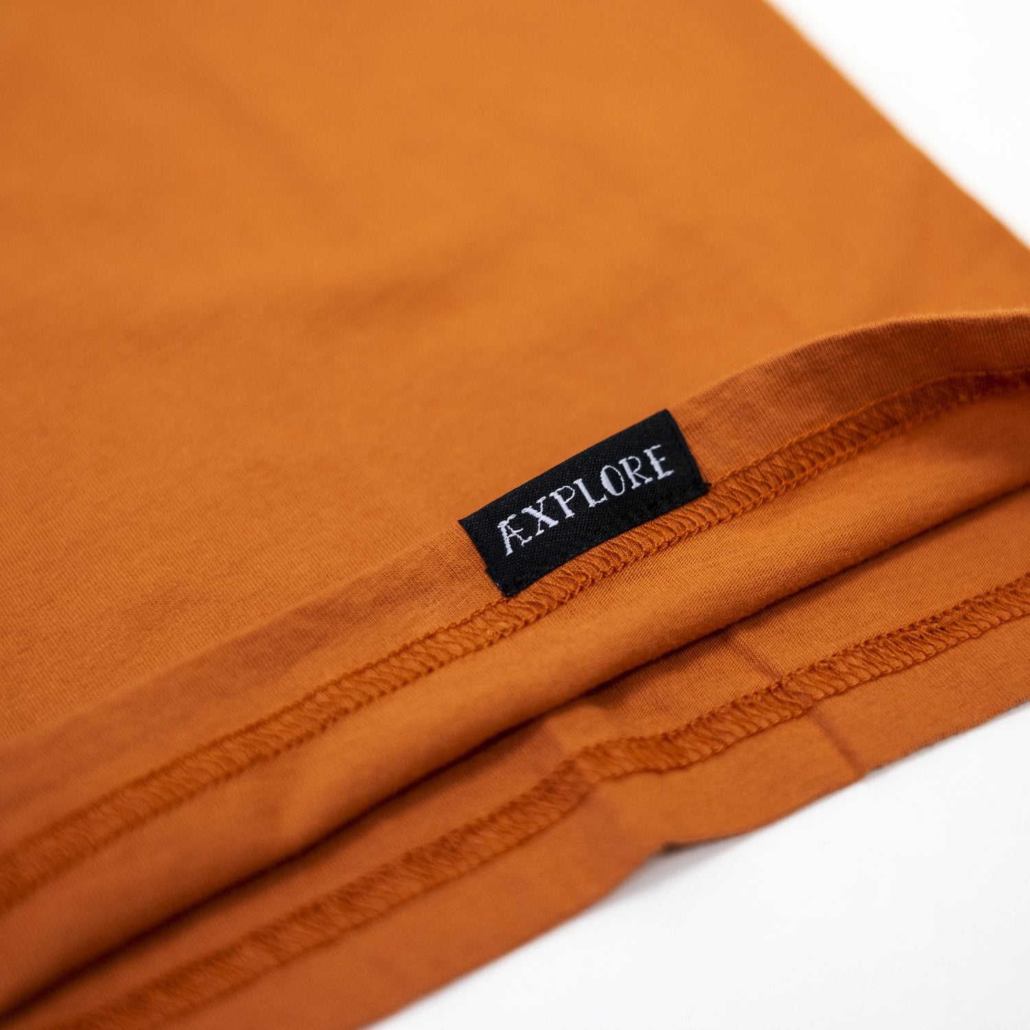 Lakor - Barreled T-shirt