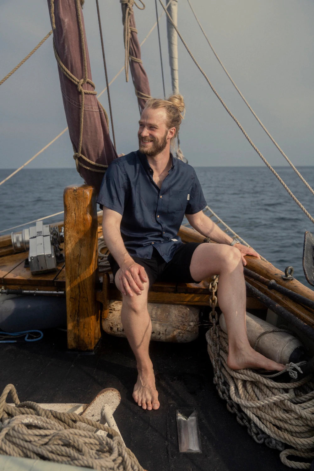 Lakor - Tattoo skjorte Navy Short Sleeve