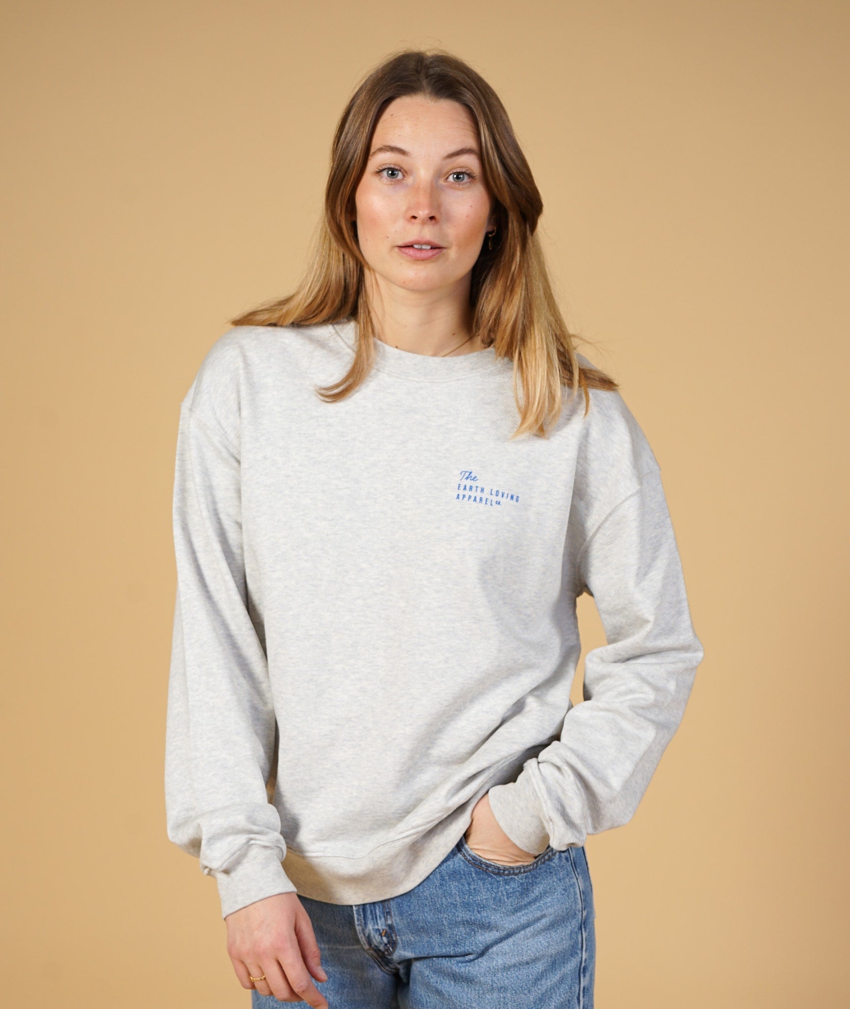 Statement Globe Bp Women'S Skyum Crewneck