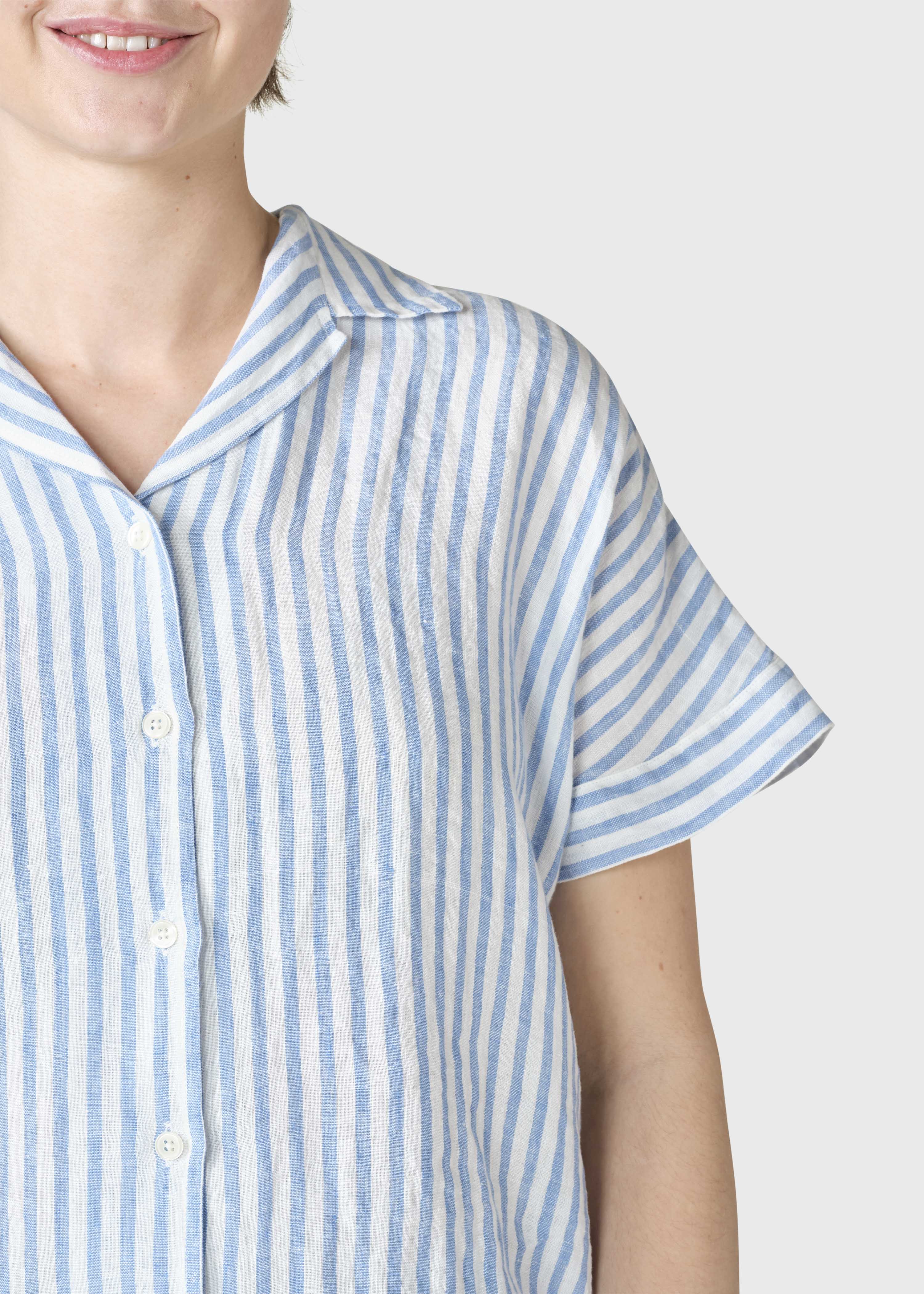 Amanda Shirt - Cream/light Blue