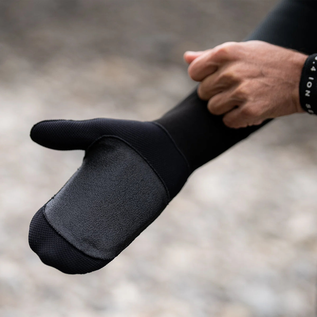 Arctic Mitten 5/4 Neo Gloves