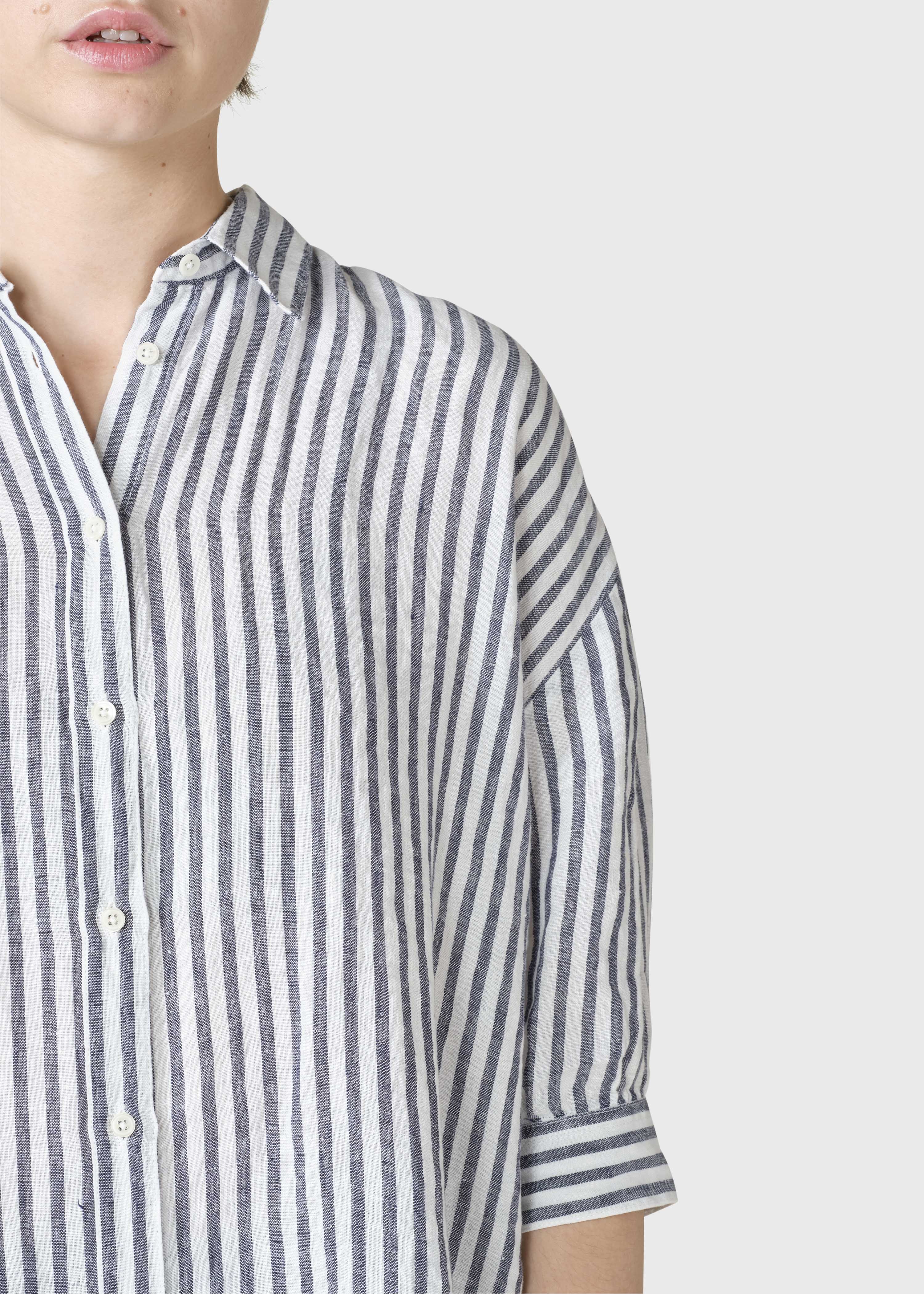 Oline Linen Shirt - Cream/navy