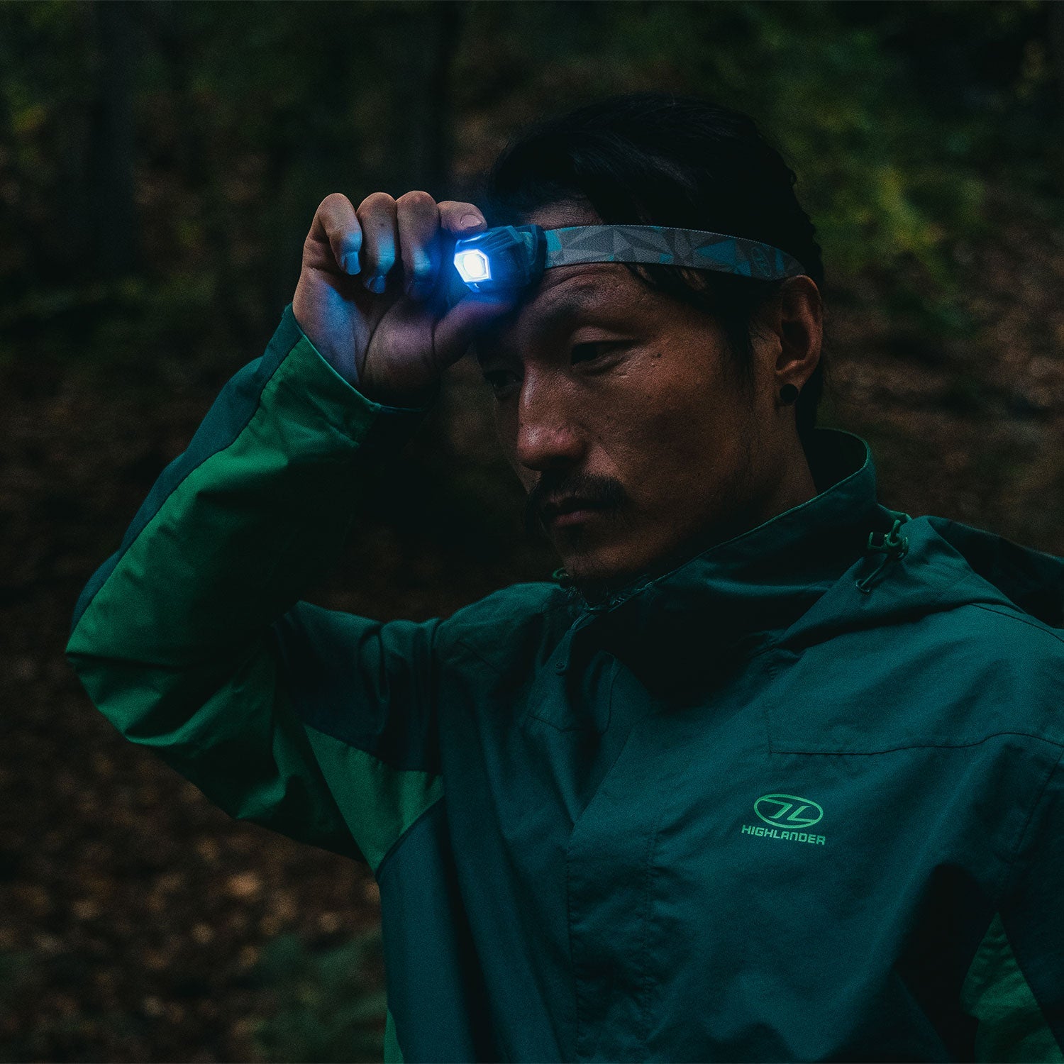 Highlander - Deneb Sensor Genopladelig Hovedlommelygte