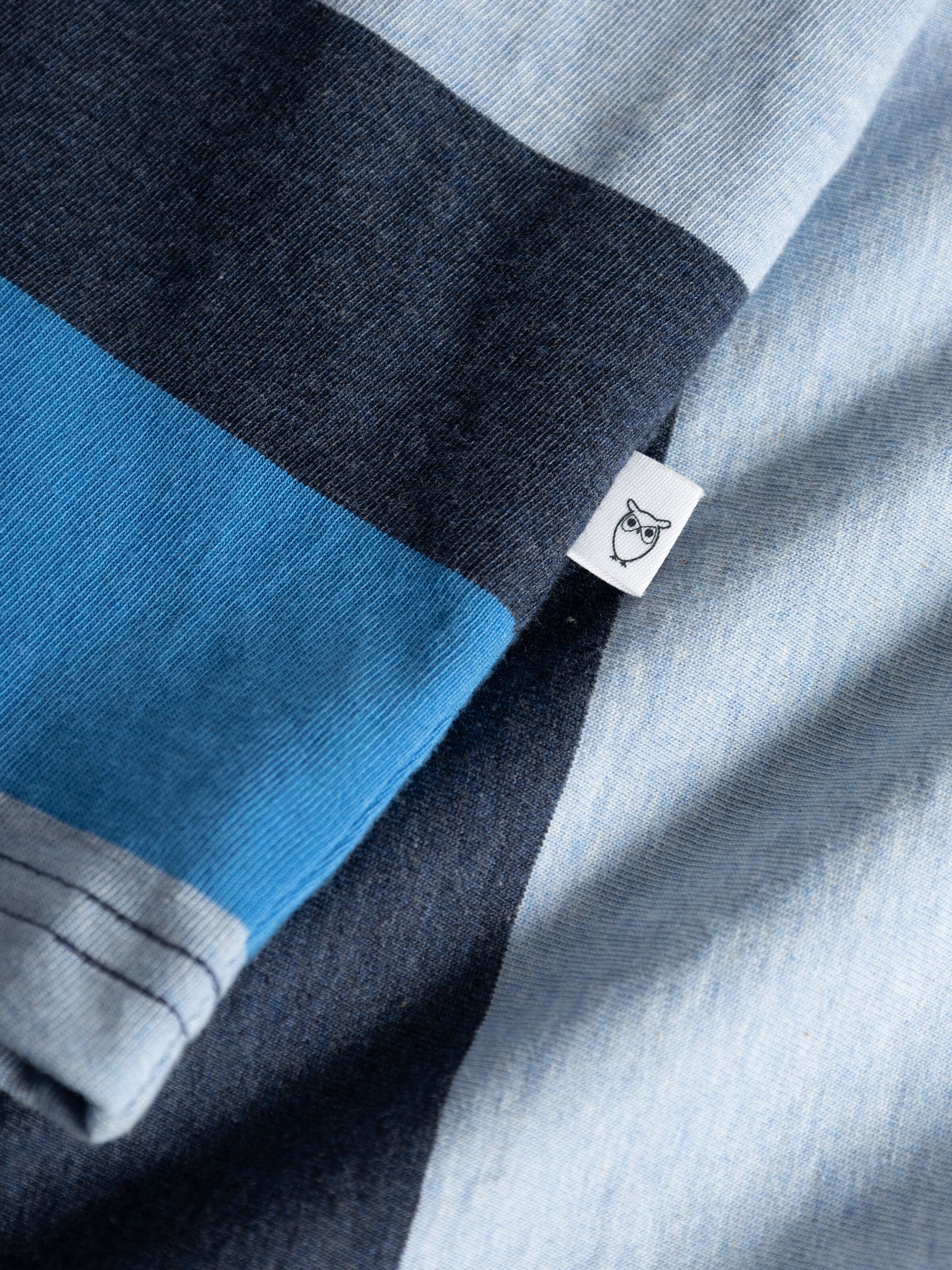 KnowledgeCotton Apparel  - Regular block striped t-shirt - GOTS - Campanula