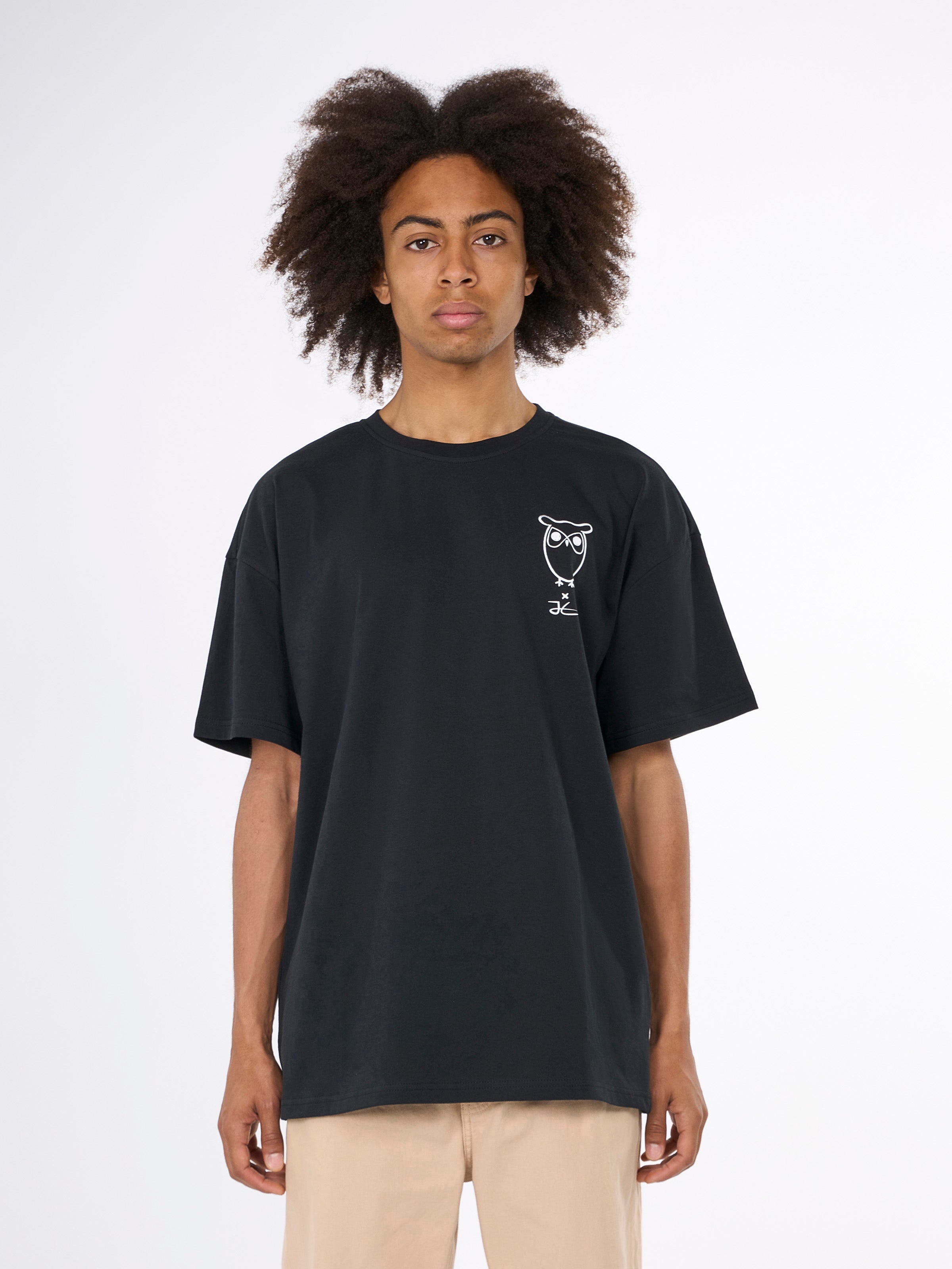 KnowledgeCotton Apparel  - Loose camp front print t-shirt - GOTS - Black Jet