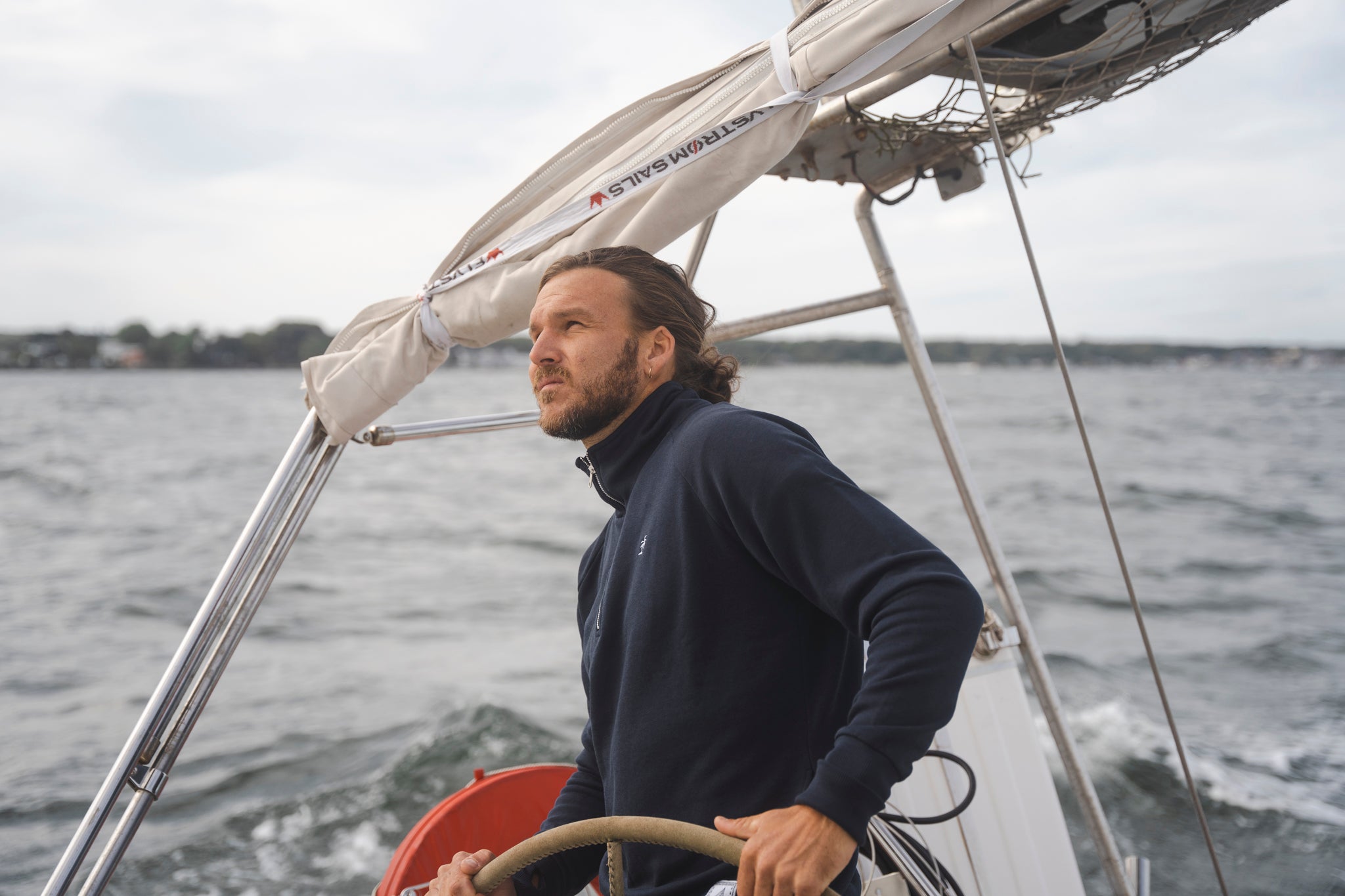 Lakor - Havana Turtle Neck (Navy)