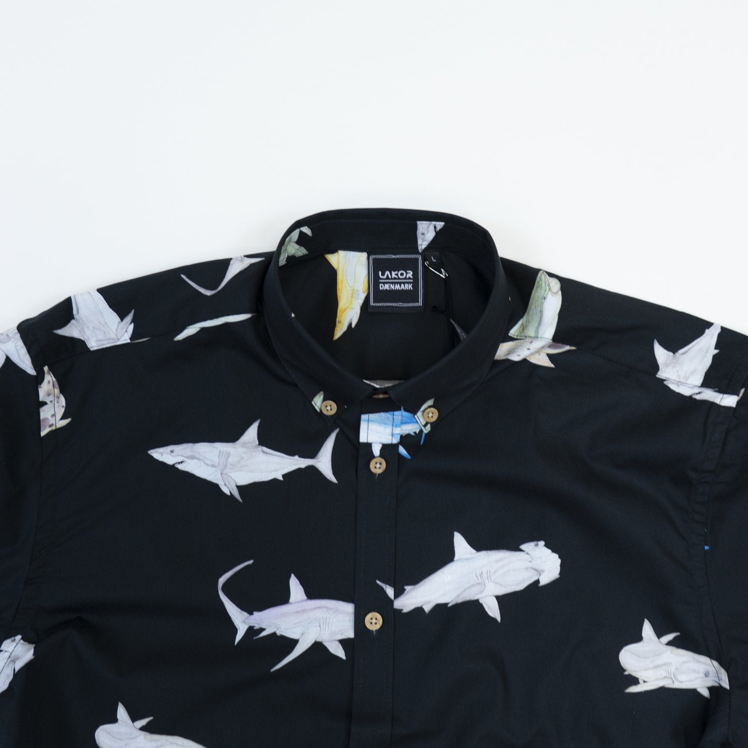 Lakor - Shark skjorte