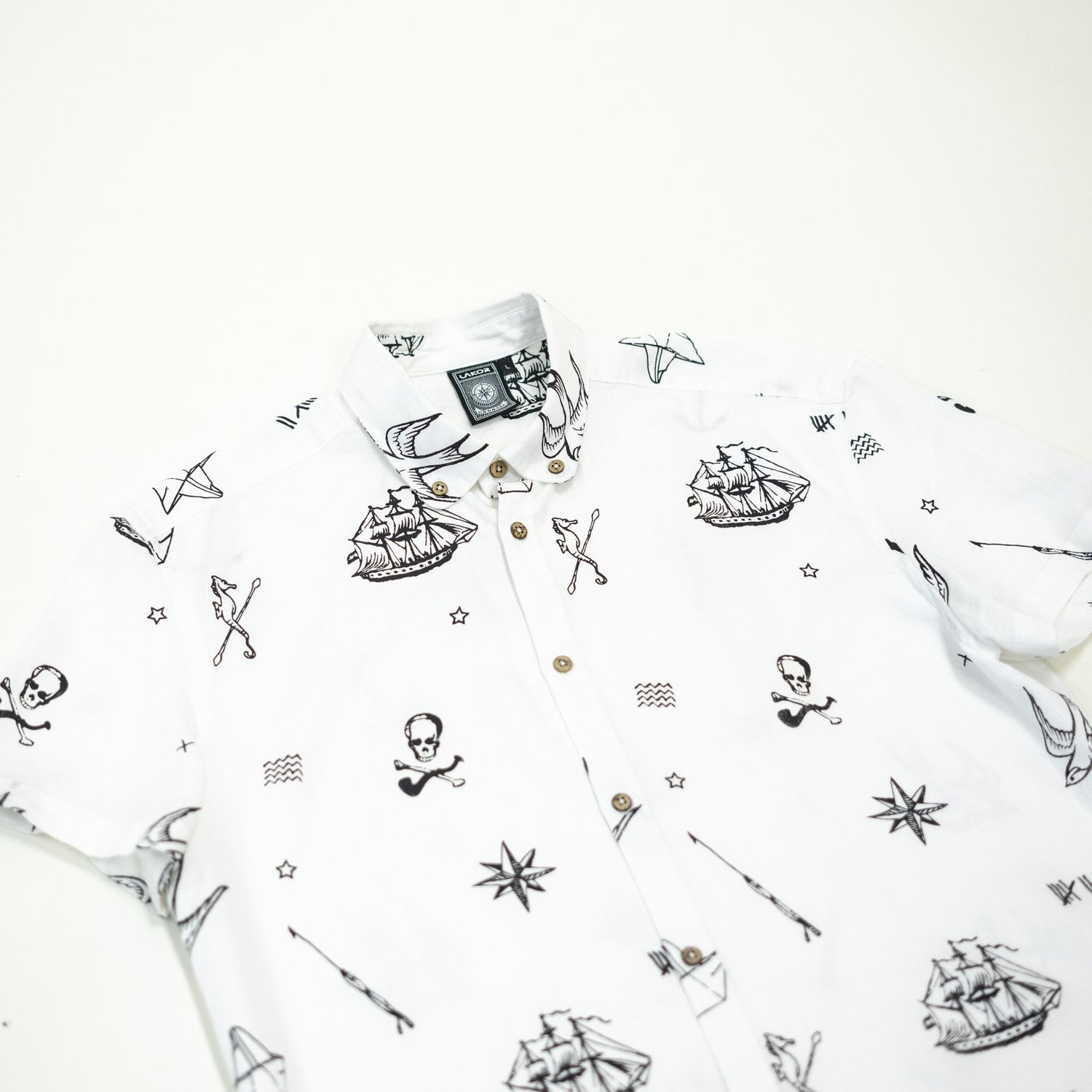 Lakor - Tattoo skjorte