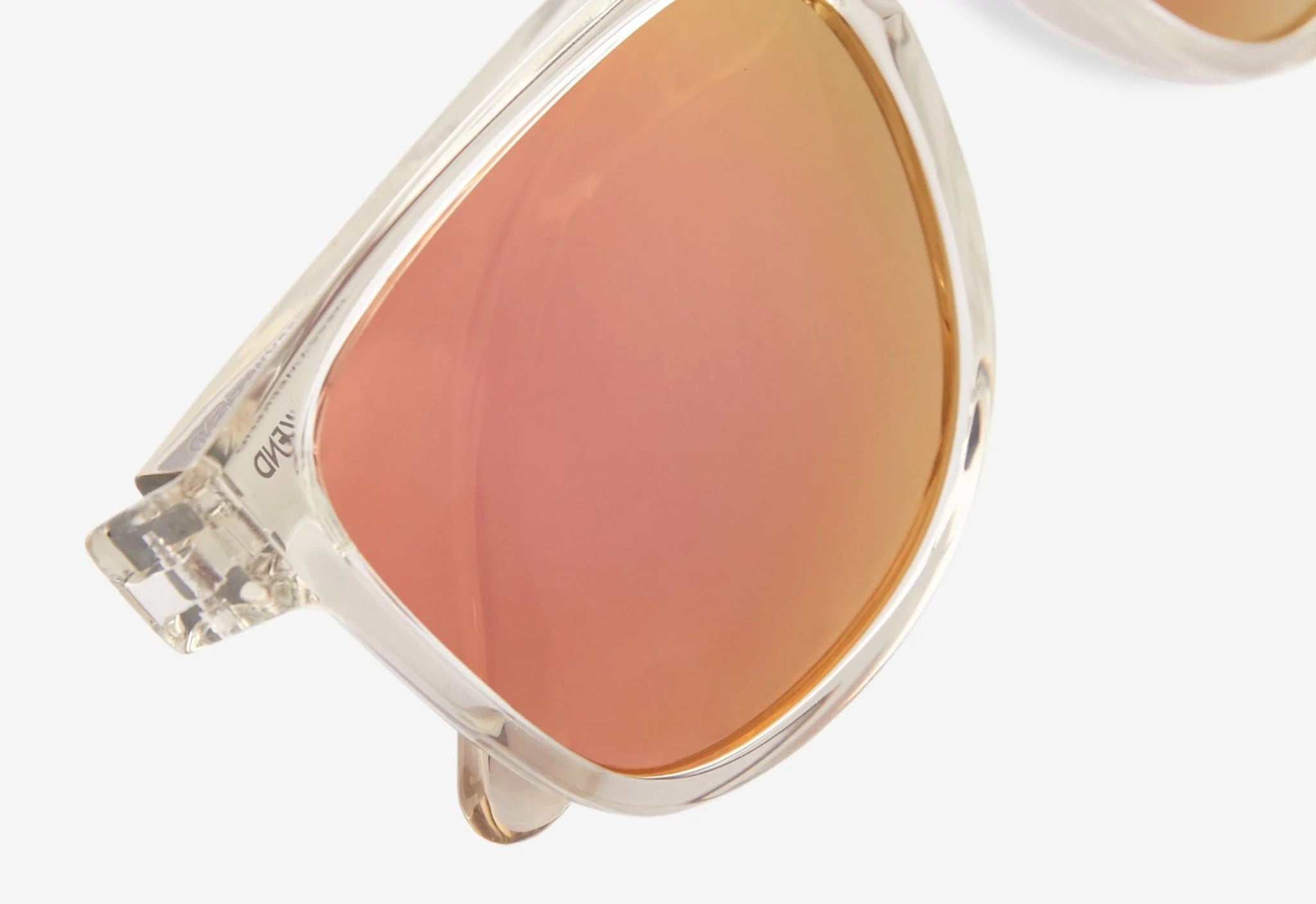 Messy Weekend Makalu Crystal Peach Polarized