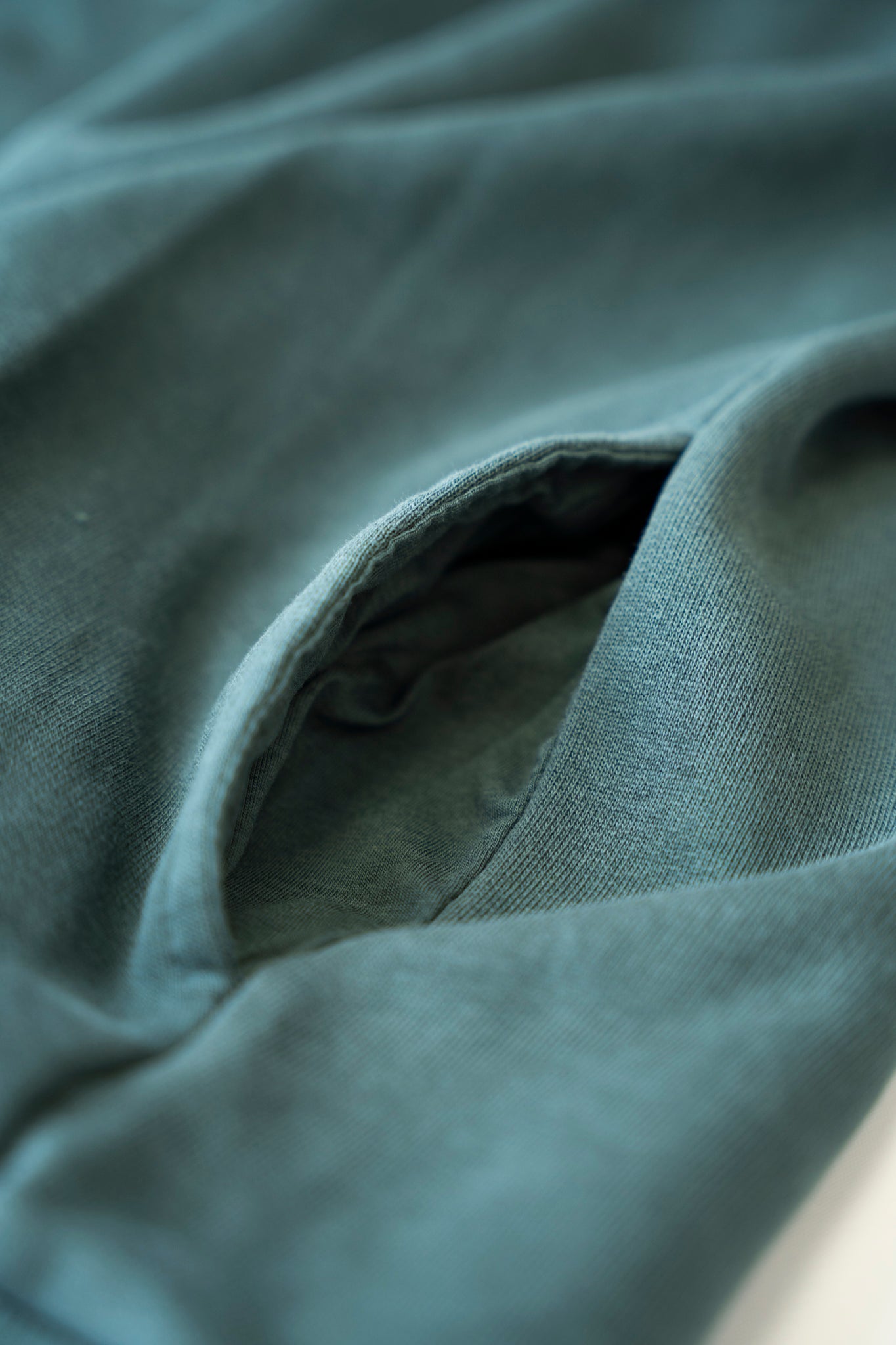 Lakor - Havana Turtle Neck (Dark Green)